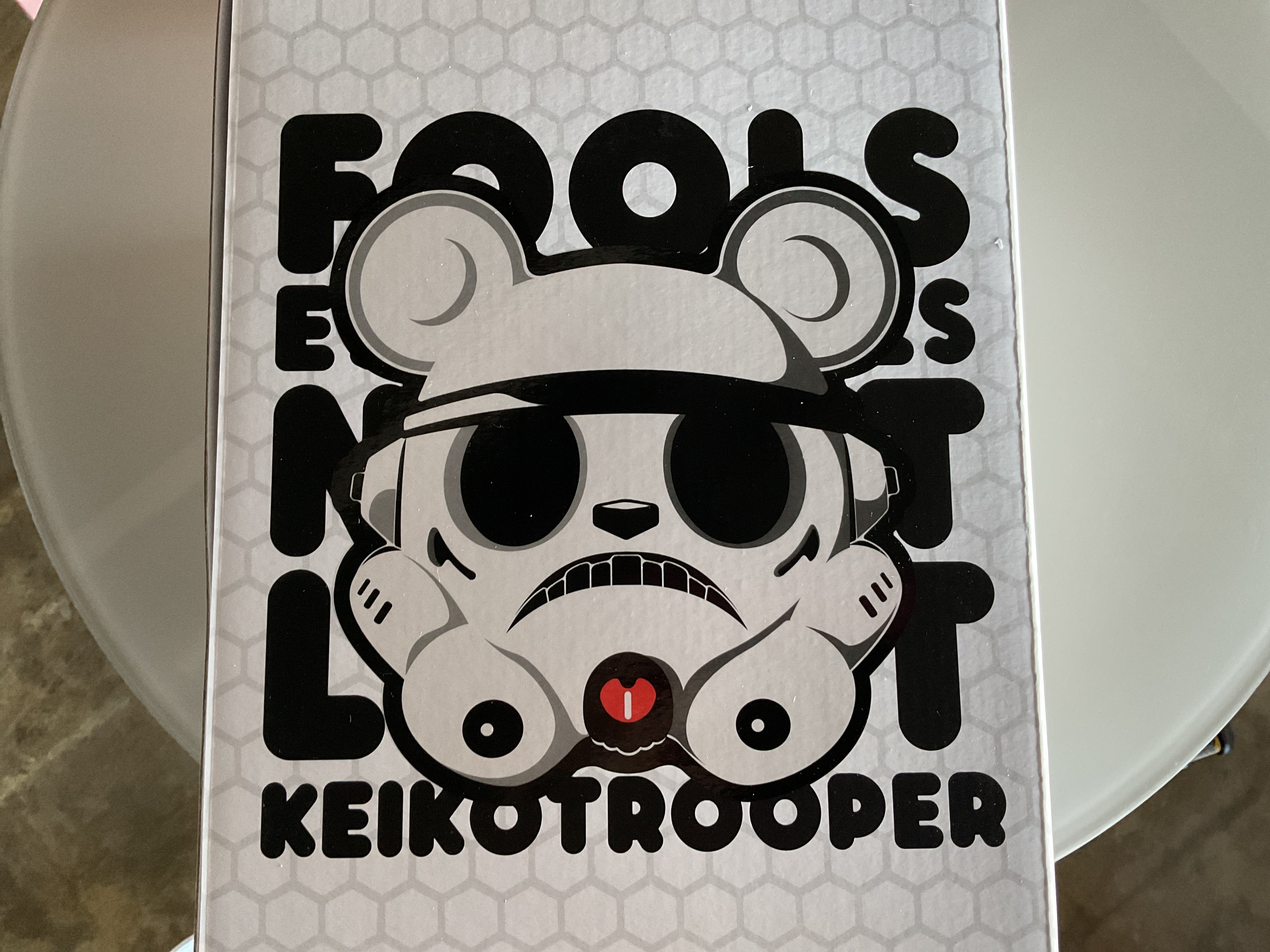 Fools Essentials Night Light  - Keikotrooper