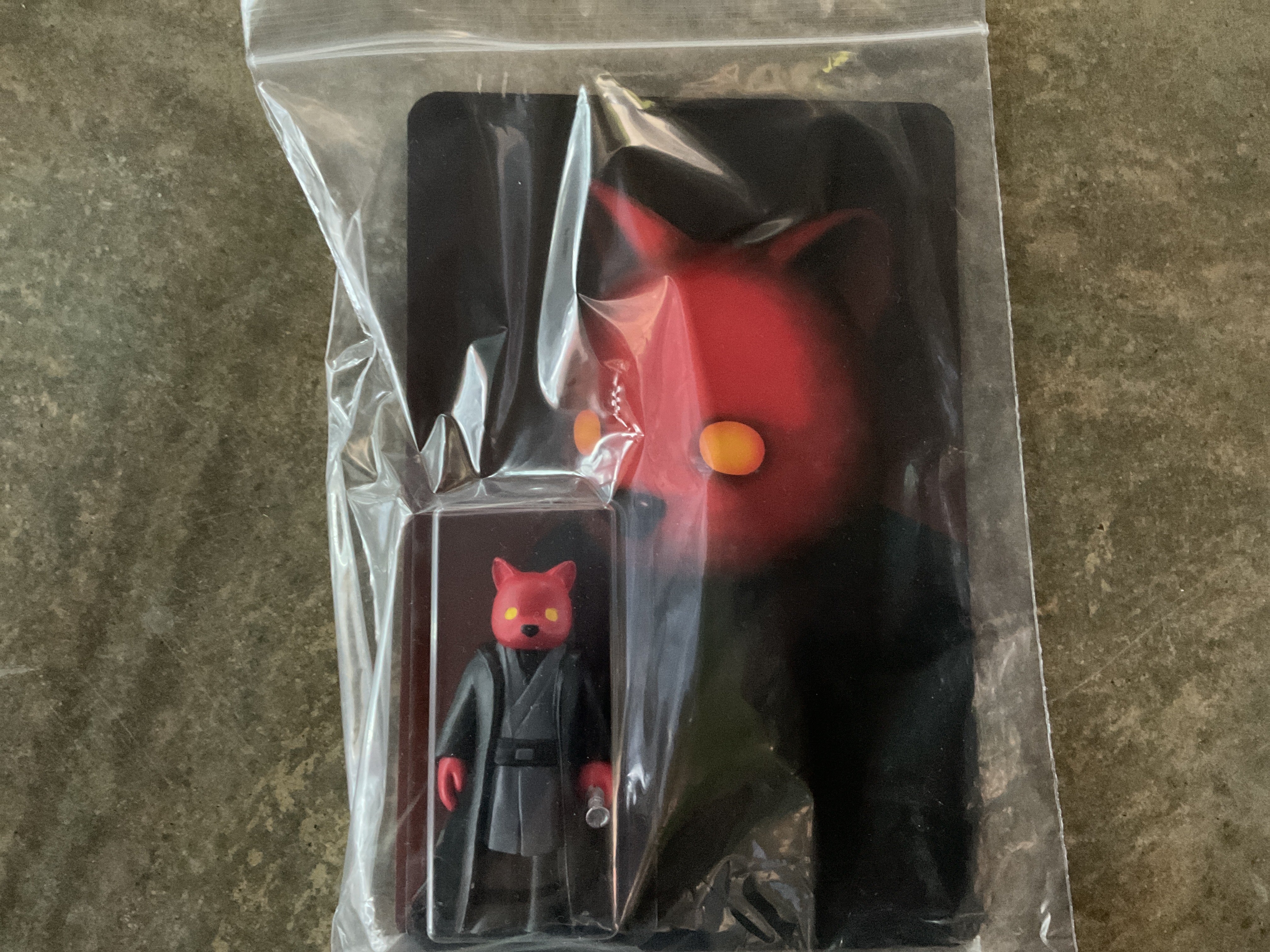 Forlorn Ghost Knight (Red)
