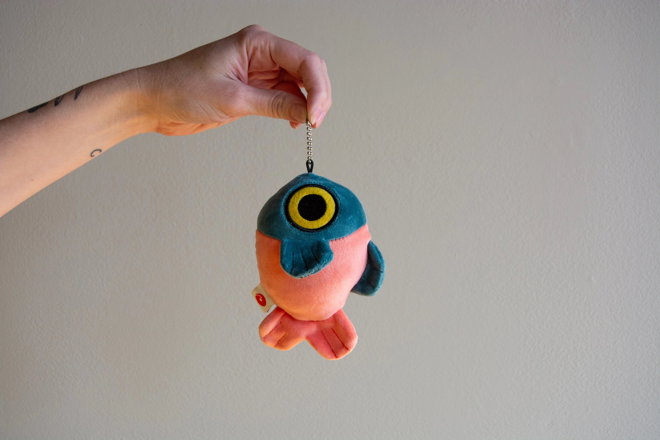 Mochi Fish Fry Plush Keychain - Coral and Dark Green